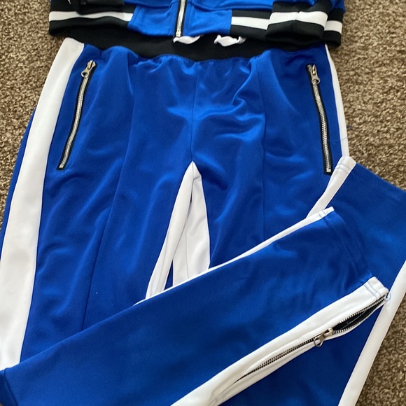 New blue and white sweatsuits for men - Picture 2 of 5